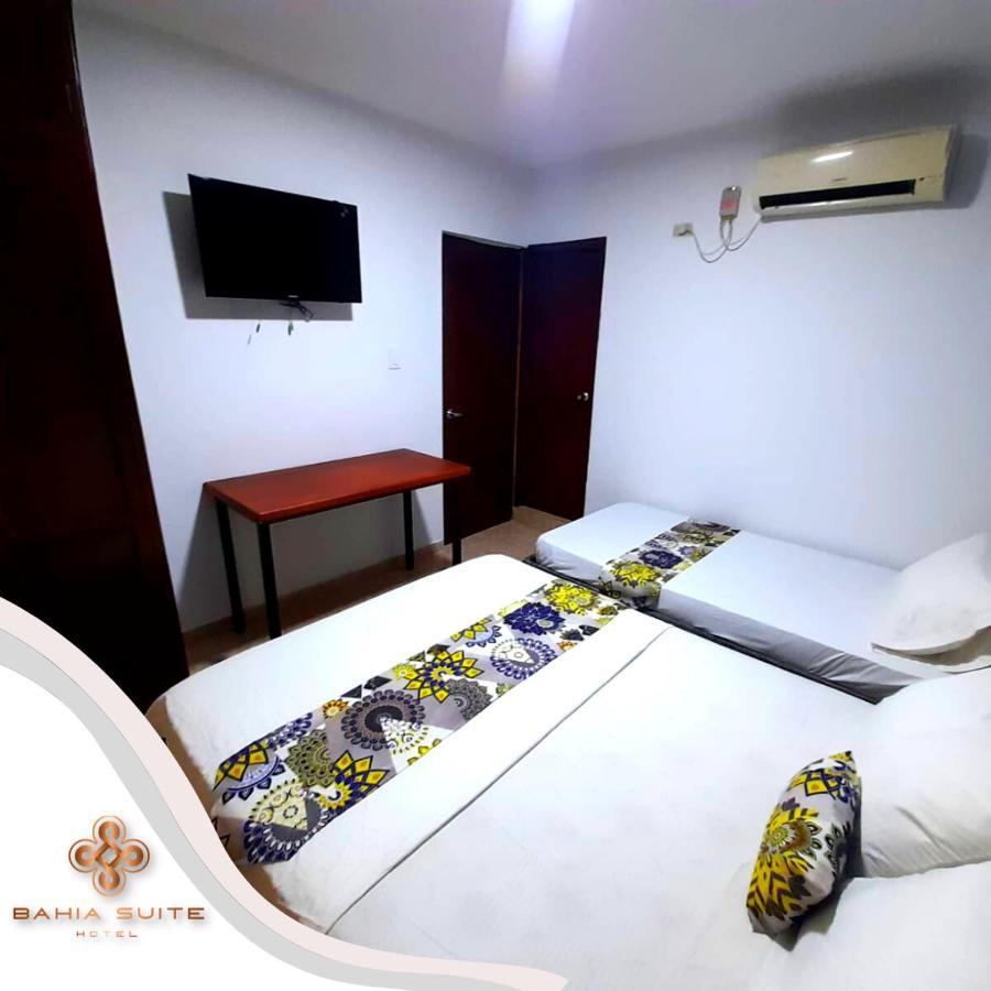 Hotel Bahia Suite ซันตามาร์ตา ภายนอก รูปภาพ