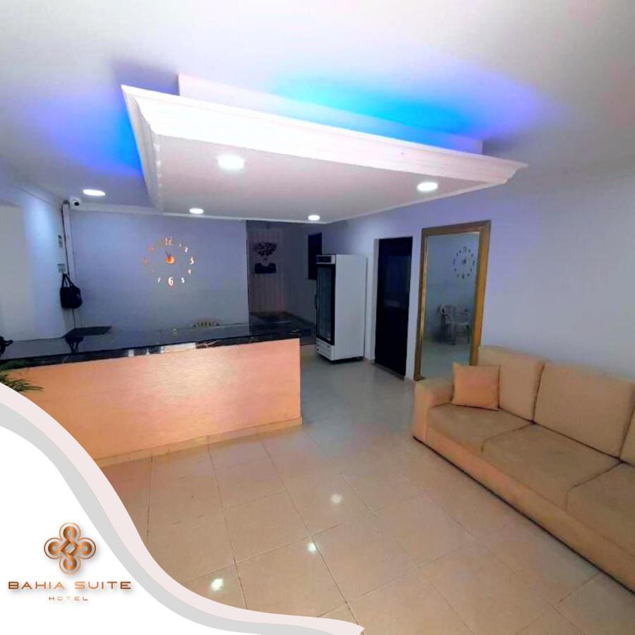Hotel Bahia Suite ซันตามาร์ตา ภายนอก รูปภาพ