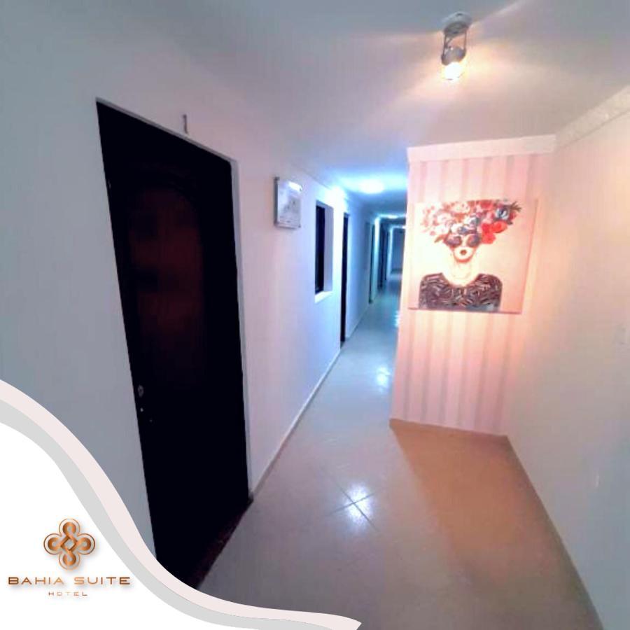 Hotel Bahia Suite ซันตามาร์ตา ภายนอก รูปภาพ