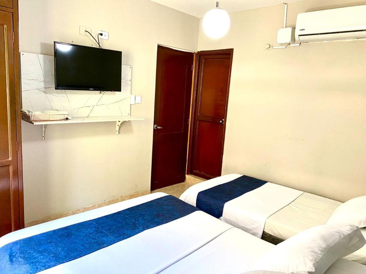 Hotel Bahia Suite ซันตามาร์ตา ภายนอก รูปภาพ