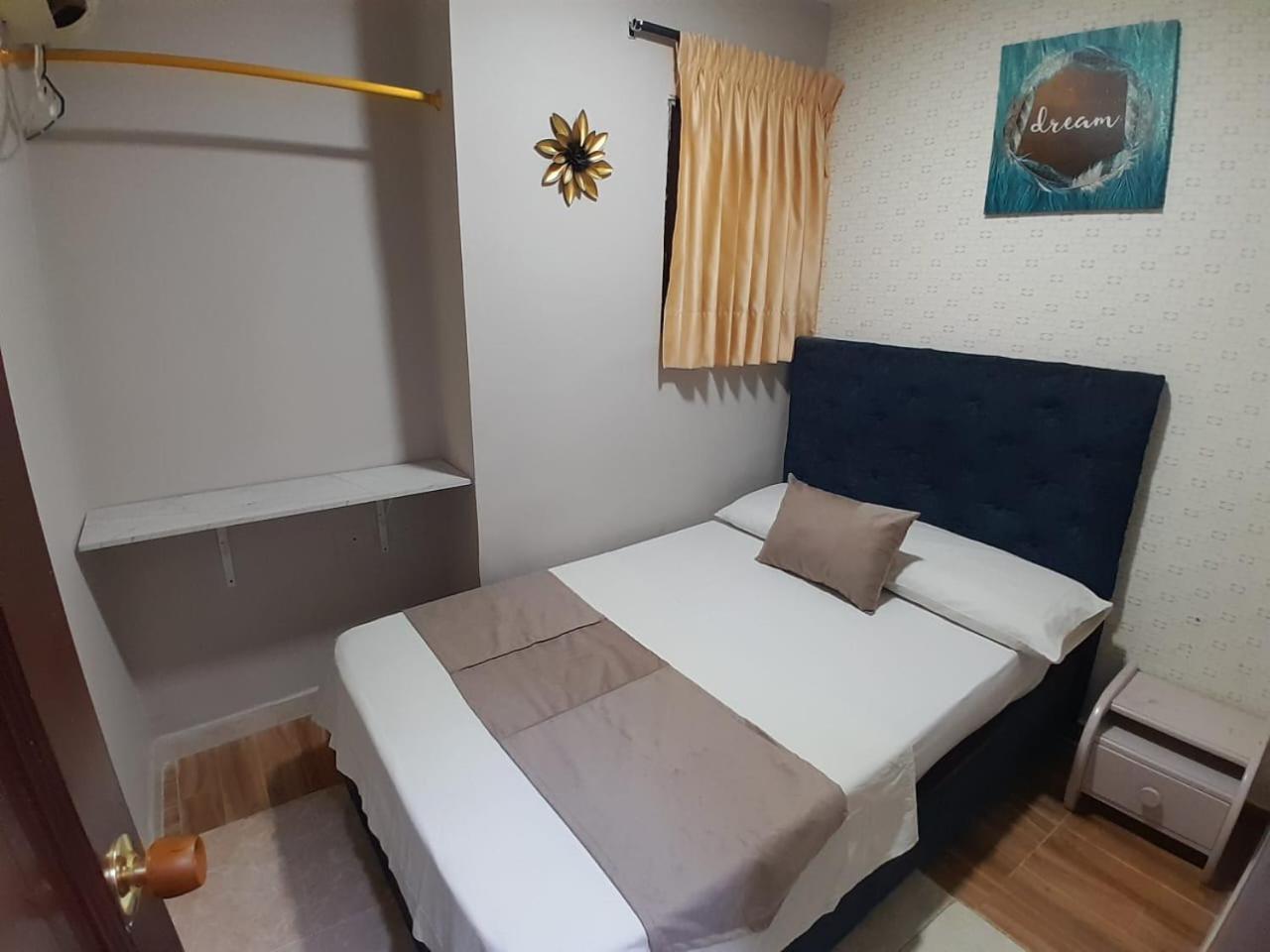 Hotel Bahia Suite ซันตามาร์ตา ภายนอก รูปภาพ